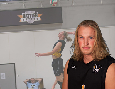 Isak Helland-Hansen honoured as 2016-17 ACAC Men&rsquo;s Overall Athlete of the Year, sponsored by Konica Minolta