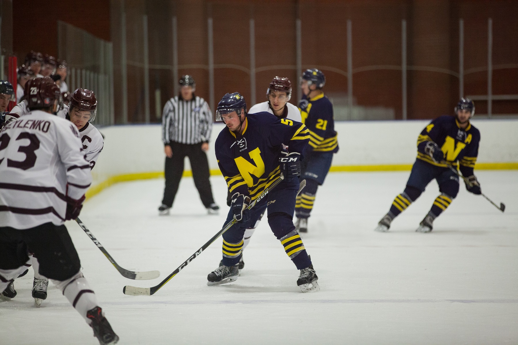 Ooks Fall To Griffins In Game One
