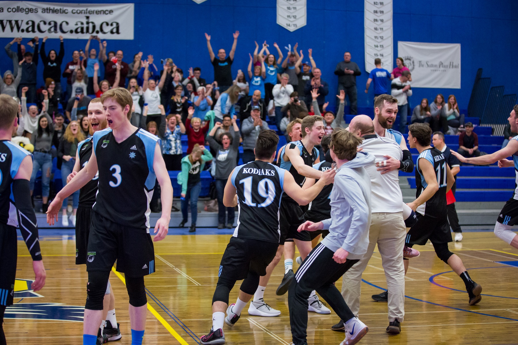 Kodiaks Overpower Trojans, Advance To FInal