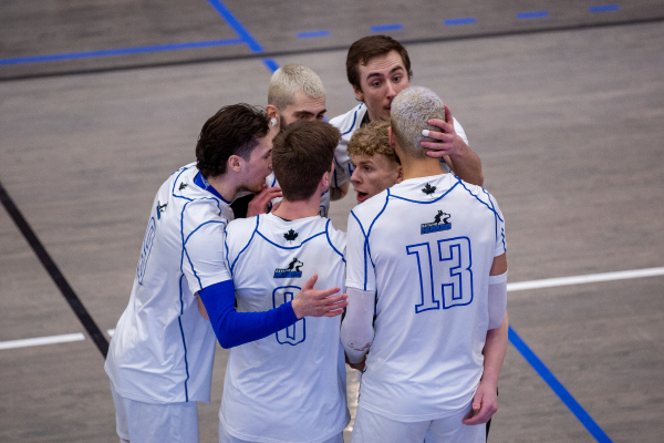 Keyano Huskies sweep Broncos in opening round
