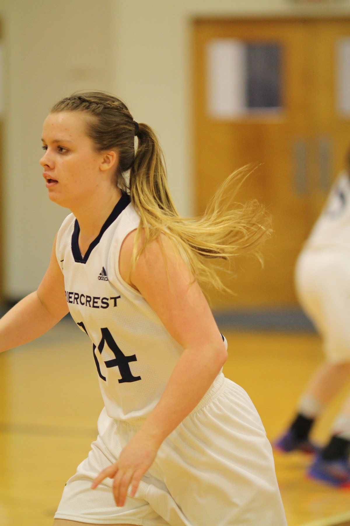 Queens take second win of ACAC Make Some Noise weekend