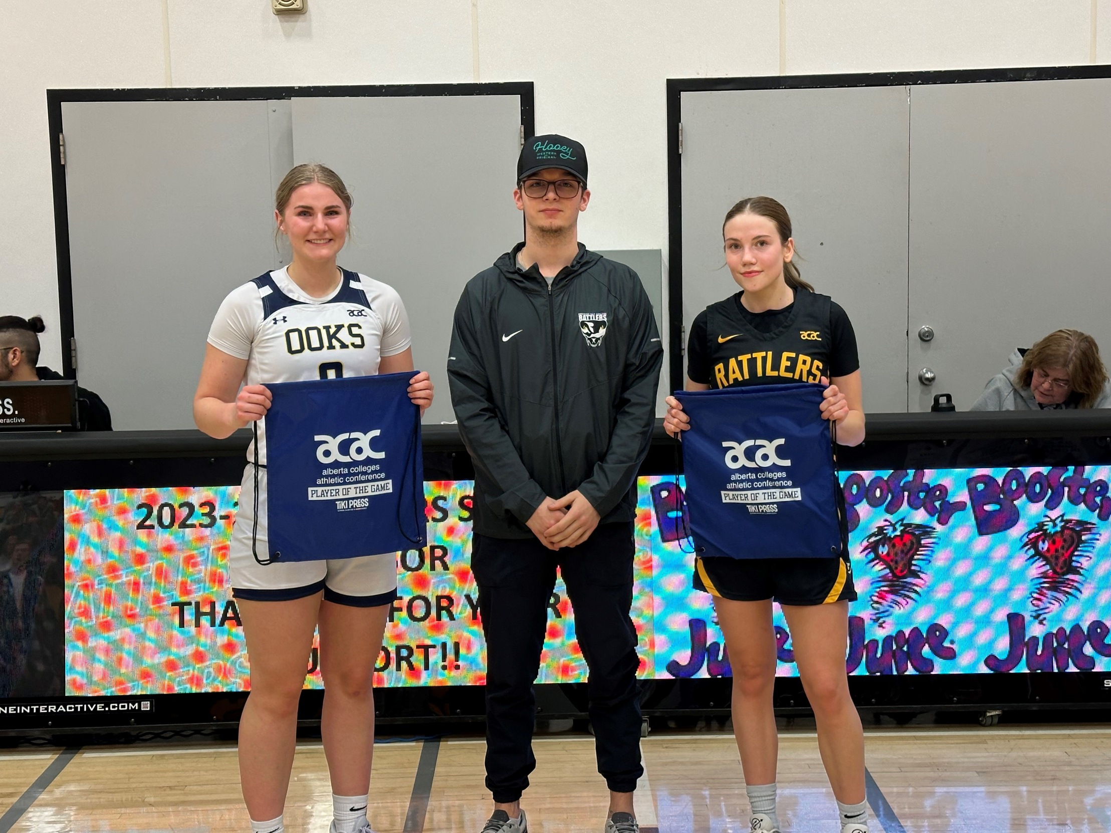 Ooks knock off Rattlers 54-46