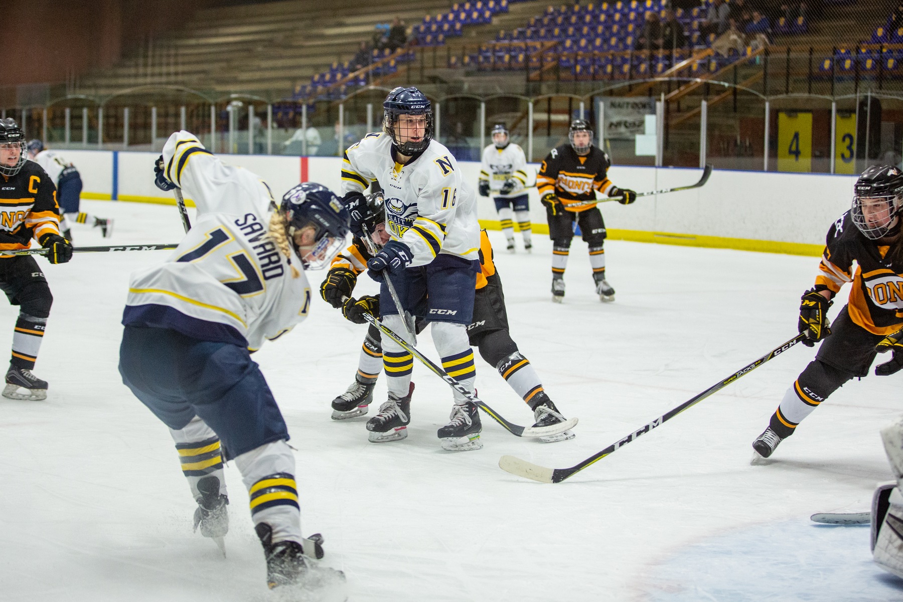 Ooks Sweep Broncos, Advance To Final