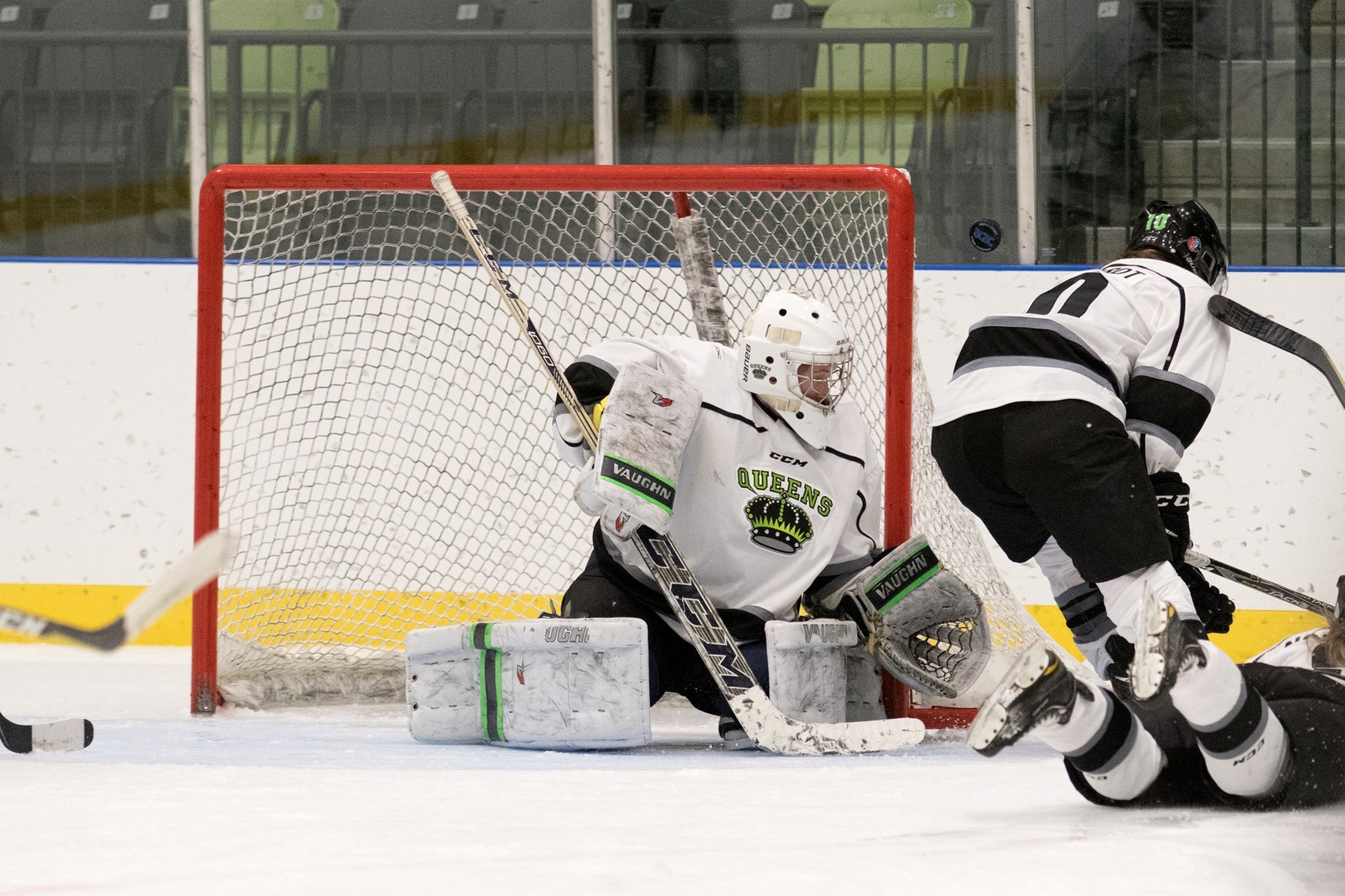Fetch and Queens force game three in Edmonton