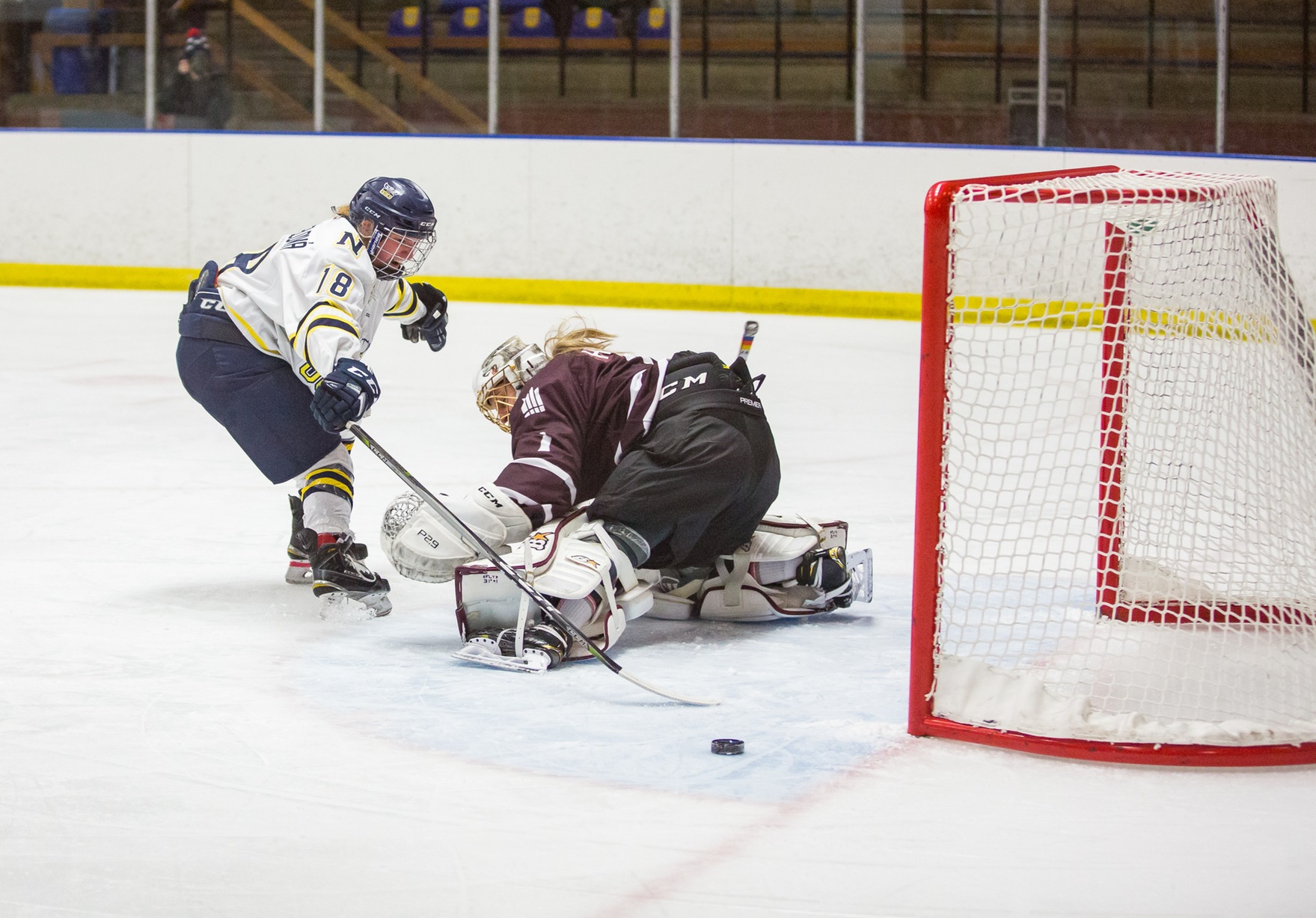 Griffins Take Game One 1-0 Over Ooks